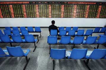 Στο 9,9% επιβραδύνθηκε η ανάπτυξη της κινεζικής οικονομίας στο εννεάμηνο