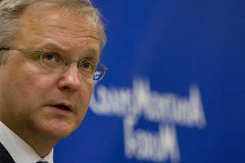 Αμεσα θα μπορούσε να ξεκινήσει η ενταξιακή πορεία της Ισλανδίας στην ΕΕ, λέει ο Ρεν