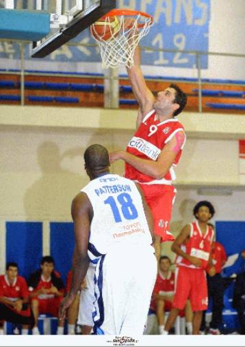 Ερωτηματικό ο Μπουρούσης πριν την πρεμιέρα με την Αβελίνο