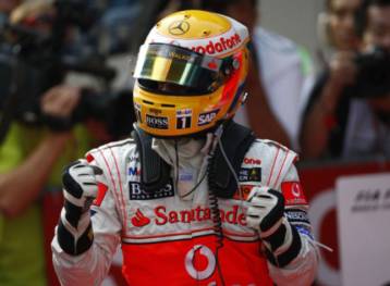 Ο Αλόνσο έχασε από έναν rookie, ξεσπάθωσε ο Χάμιλτον