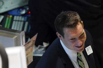 Σημαντικά κέρδη στις αγορές των ΗΠΑ και της Ευρώπης τη Δευτέρα