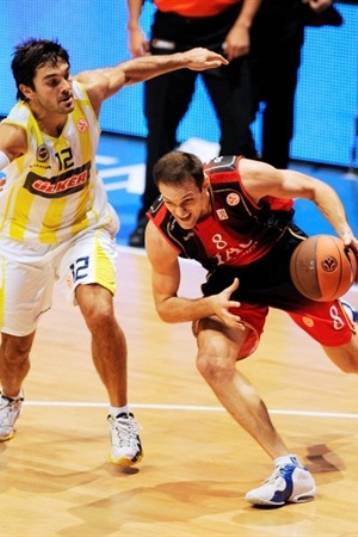 Νίκη της Ταού επί της Φενέρμπαχτσε/ Ούλκερ στο εναρκτήριο ματς