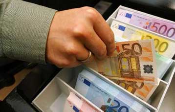 Το Δημόσιο εισέρχεται στις τράπεζες με το πρόγραμμα στήριξης ύψους 28 δισ. ευρώ