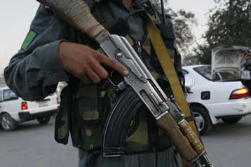 Οκτώ Αφγανοί στρατιώτες έπεσαν νεκροί από φίλια πυρά