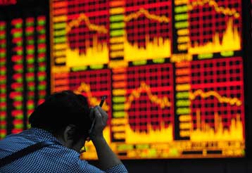 Το ψυχολογικό φράγμα των 2.000 μονάδων προσέγγισε το ΧΑ, με απώλειες 5,28%