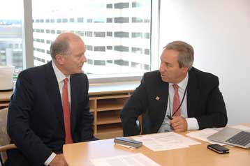 Έκτακτη συνάντηση Αλογοσκούφη- Προβόπουλου- τραπεζιτών για το σχέδιο στήριξης