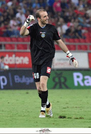 Ανανέωσε ο Αμπάρης με τον Αστέρα Τρίπολης ως το 2012