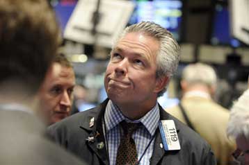 Νέα, μεγάλη υποχώρηση σε μία Γουόλ Στριτ που ανησυχεί για την ύφεση