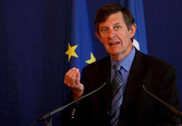 Όχι στην ένταξη Ουκρανίας-Γεωργίας στο ΝΑΤΟ λέει «ανεπισήμως» το Παρίσι