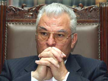 Καταθέσεις εμπλέκουν υπουργούς στην υπόθεση Βατοπαιδίου