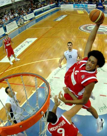 Show time… για Ολυμπιακό και Πανιώνιο στην Ευρωλίγκα