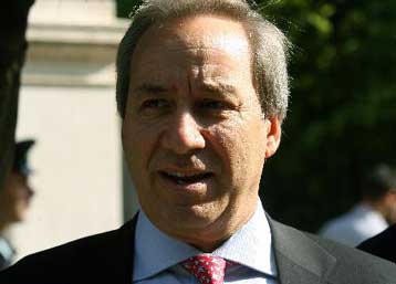 Στη Βουλή κατατέθηκε το νομοσχέδιο για το σχέδιο στήριξης των τραπεζών