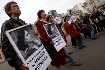 «Μοναδική η περίπτωση της Μαρίνας Πετρέλα» διαβεβαιώνει η Γαλλία την Ιταλία