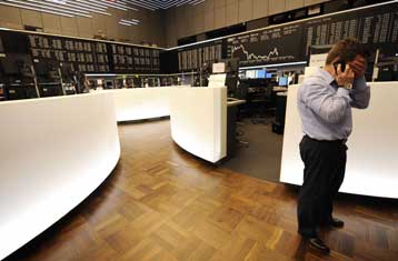 Διόρθωση αλλά και κέρδη στα ευρωπαϊκά χρηματιστήρια την Πέμπτη