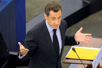 Έκτακτη, άτυπη σύνοδο των «27» για την οικονομική κρίση θα συγκαλέσει η Γαλλία