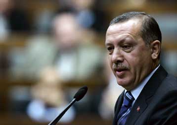 Δραστηριότητες κατά του κοσμικού χαρακτήρα του κράτους καταλογίζονται στον Ερντογάν