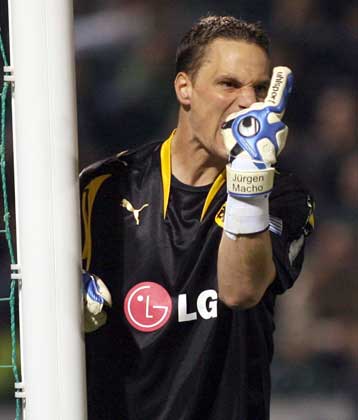 H Στουρμ θέλει τον πορτιέρο της ΑΕΚ, Γιούργκεν Μάχο