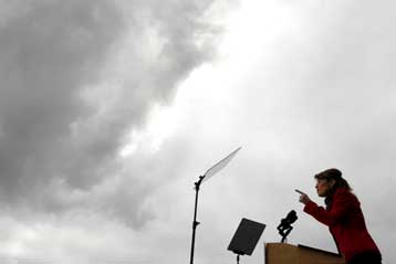 Νέα έρευνα για την υπόθεση κατάχρησης εξουσίας από την Πέιλιν