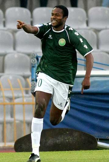 Διπλό με… Ντιαλό για τον Πανθρακικό στη Λάρισα, μοιρασιά στην Τρίπολη, εύκολα ο ΠΑΟΚ