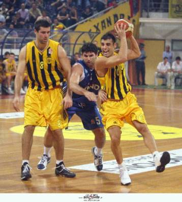 Με… συνταγή Ματσόν, ο Αρης επιβλήθηκε του Αιγάλεω στο Αλεξάνδρειο