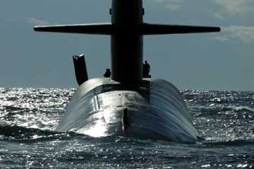 «Αεροπλανοϋποβρύχιο» ενδιαφέρεται να αναπτύξει το Πεντάγωνο