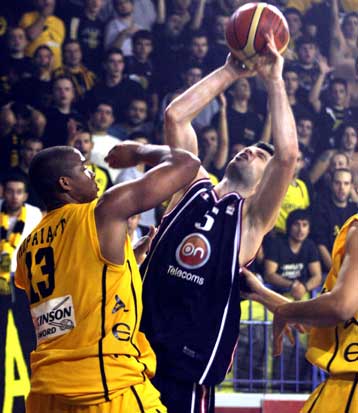 Ο Πανιώνιος νίκησε στην παράταση την ΑΕΚ, άνετα ο Ολυμπιακός