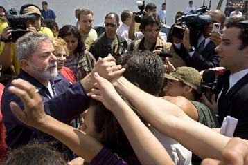 Σφοδρή ήττα στις δημοτικές εκλογές υπέστη το κυβερνών κόμμα στη Βραζιλία