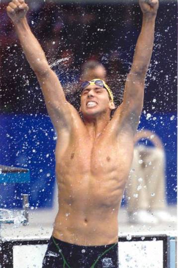 Την αποχώρησή του από την ενεργό δράση ανακοίνωσε ο Γκραν Χάκετ