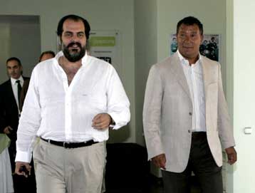 Ο Πατέρας ζήτησε τρεις νίκες, «κλειστά χαρτιά» ο Τεν Κάτε