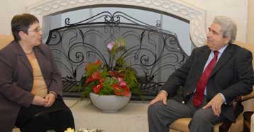 Δύσκολοι οι καιροί για τη λύση του Κυπριακού, επεσήμανε η Αλέκα Παπαρήγα