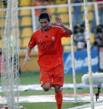 Ο Κιούελ διέψευσε δημοσιεύματα περί… αυτοάνοσης ηπατίτιδας