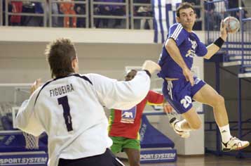 Πρεμιέρα με ήττα για την εθνική ανδρών χάντμπολ στα προκριματικά του Ευρωπαϊκού