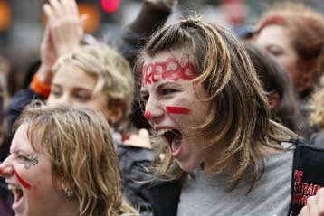 Στους δρόμους η Ιταλία κατά της εκπαιδευτικής μεταρρύθμισης Μπερλουσκόνι