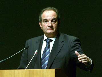 Απρόβλεπτη η ένταση και η διάρκεια της οικονομικής κρίσης λέει ο Κ.Καραμανλής