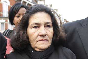 Χωρίς προειδοποίηση δολοφόνησαν τον Μενέζες οι αστυνομικοί, καταθέτει μάρτυρας