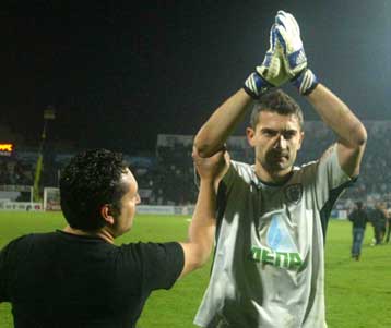 Αμόκ για τα εισιτήρια, προπονήθηκε ο Χαλκιάς… νοκ άουτ ο Γκαρσία