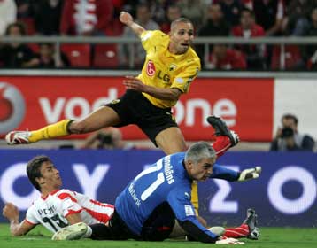 Νταμπλ με ΑΕΚ ονειρεύονται Τζιμπούρ και Χουανφράν