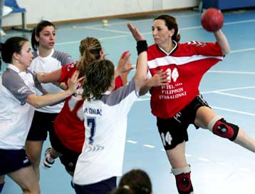 Ήττα για την Αναγέννηση στη Δανία, στην Αυστρία η Νέα Ιωνία κόντρα στην Ντόρνμπιρν