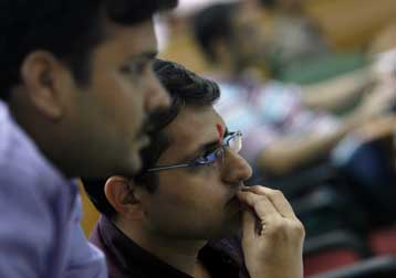 Μείωση του επιτοκίου και στην Ινδία για την αντιμετώπιση της κρίσης