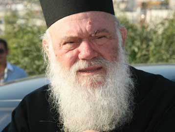 Προέχει η δικαστική διερεύνηση του Βατοπαιδίου, επαναλαμβάνει ο Αρχιεπίσκοπος