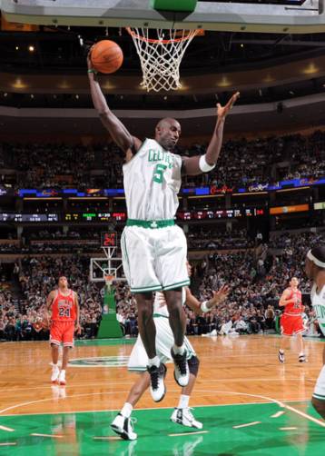 Τα… χίλιασε o Γκαρνέτ με νίκη 96-80 επί των Σικάγο Μπουλς