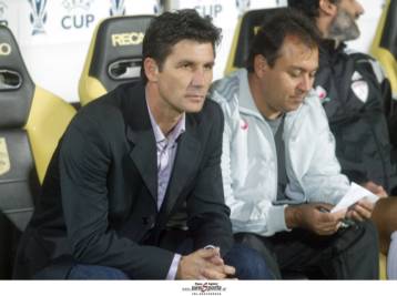 Μπερδέψαμε το… δρόμο, παραδέχεται ο Ερνάντεθ – Δεν άρεσε το σκορ στον Ουζουνίδη