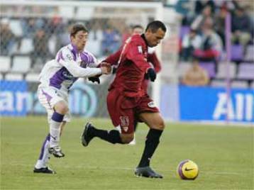 Μόνη πρώτη η «Μπάρτσα» μετά το «Χ» της Ρεάλ, έχασε έδαφος η Σεβίλη