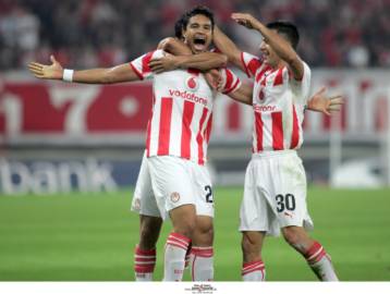 Ο Ολυμπιακός χόρεψε πεντοζάλη πριν το «αιώνιο» ντέρμπι του ΟΑΚΑ