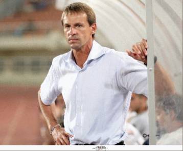 Δεν παραιτείται ο Στράκα, χαμηλούς τόνους κρατά ο Παράσχος