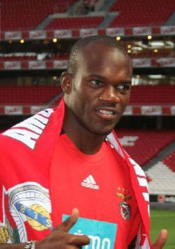 Σημαντική και δύσκολη νίκη για τη Μπενφίκα επί της Γκιμαράες