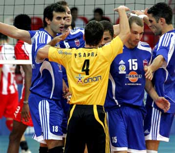 Από τις… στάχτες του αναγεννήθηκε ο Φοίνικας και 3-2 σετ την Κηφισιά