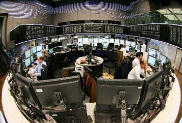 Θετικό κλίμα στο Χρηματιστήριο την Τρίτη με «οδηγό» τις τράπεζες