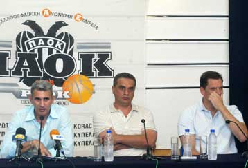 Ο Δρόσος… επαναπροσέλαβε τον Πεδουλάκη στον ΠΑΟΚ