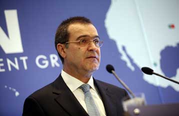 Πολλά στελέχη τραπεζών έχουν αποδεχτεί την πρόταση για πάγωμα δανείων, λέει το ΠΑΣΟΚ